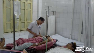 Sập nhà 4 tầng, vùi lấp nhiều người ở Hà Nội: Sức khoẻ các nạn nhân giờ ra sao?