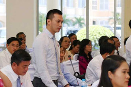 Con trai ông Nguyễn Bá Thanh gây chú ý ở kỳ họp HĐND Đà Nẵng