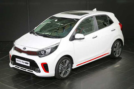 Kia Morning 2017 giá tương đương 241 triệu đồng tại Anh