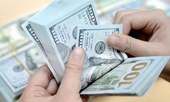Thị trường ‘chợ đen’ vẫn mua bán ngoại tệ tấp nập, tại sao?