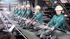 Than Mông Dương ổn định sản xuất nhờ đồng bộ nhiều giải pháp