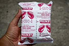 Mì gói 'hai con tôm' thu hơn 50 tỷ đồng mỗi tháng