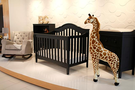 Thuế của ông Trump đang bóp nghẹt ngành nội thất Mỹ