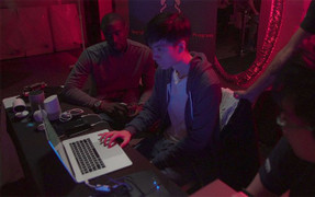 Ảnh xóa trên iPhone X vẫn bị hacker khôi phục