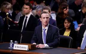 Mark Zuckerberg bị yêu cầu điều trần ở nhiều nước