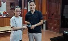 Nữ sinh Nghệ An trả lại hơn 20 triệu đồng cho người đánh rơi
