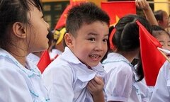Con học giỏi sao cha mẹ lại hoang mang, lo lắng?