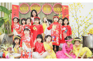 Học sinh nghỉ Tết 16 ngày, phụ huynh ở TP.HCM chật vật tìm chỗ gửi con