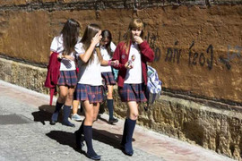 Ảnh: 13 mẫu đồng phục đẹp của học sinh trên thế giới
