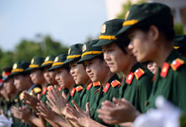 Một số trường quân đội tuyển thí sinh cận thị
