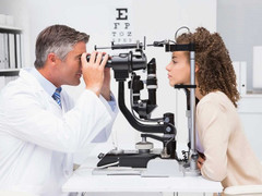 Những sai lầm cần tránh khi chăm sóc mắt vào mùa hè nếu không muốn bị mù lòa