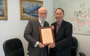 Cuộc gặp đầy hứng khởi với 'cha đẻ Internet'