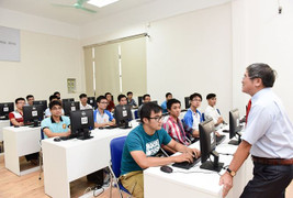 Giáo sư, phó giáo sư phải có chứng chỉ nghiệp vụ sư phạm: Thêm giấy phép con?