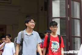 Đề thi Toán vòng 1 trường THPT Chuyên Khoa học tự nhiên Hà Nội