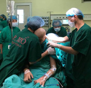 Người mẹ trẻ ung thư giai đoạn cuối vẫn chưa gặp được con trai