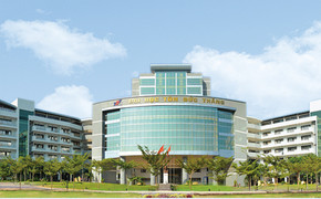 Tổng liên đoàn Lao động xác minh tuổi thật của Hiệu trưởng Đại học Tôn Đức Thắng