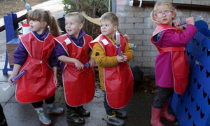 Phụ huynh phản đối việc trẻ 4 tuổi làm bài kiểm tra đầu vào tiểu học