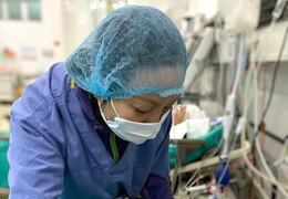 Đêm ly biệt đẫm nước mắt của người vợ hiến tạng chồng