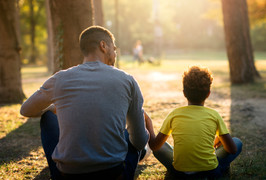 Cuộc nói chuyện của người cha làm thay đổi cậu bé chuyên bắt nạt