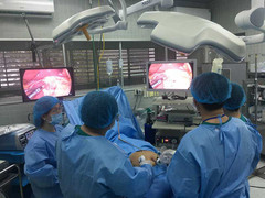 Bị tố mổ sống, Bệnh viện Chợ Rẫy nói ‘đúng quy trình’