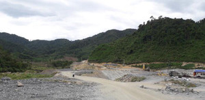 Núp bóng thuỷ điện, doanh nghiệp khai thác cát lậu tại Huế