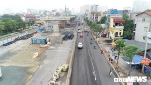 Ảnh: Gấp rút hoàn thiện đường vành đai 3 để kịp thông xe ngày 10/10