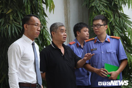 Gia hạn thời gian điều tra vụ bé trai trường Gateway chết trên xe đưa đón