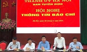 Hơn 2.000 học sinh Mê Linh nghỉ học: Dừng cắm, bàn giao mốc giới dự án nghĩa trang Thanh Tước