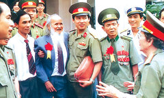 Hà Nội đề xuất đặt tên đường anh hùng Đinh Núp
