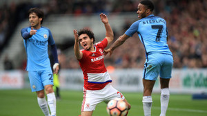 Tổng quan vòng 35 Ngoại hạng Anh: Đại chiến Tottenham vs Arsenal, Man City, MU thấp thỏm lo top 4