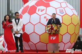 Báo quốc tế: Việt Nam sẽ là thử thách mới lạ với Ryan Giggs