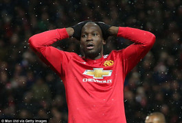 MU bại trận đau đớn: Pogba quên đại cục, Lukaku vô tình hại Mourinho