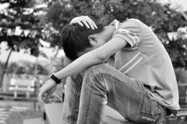 Éo le chàng trai bị mẹ bạn gái không cho cưới vì chê lương 10 triệu không đủ sống