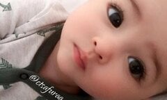 Những thực phẩm mẹ bầu ăn sẽ giúp con sinh ra mắt đẹp, mi dài