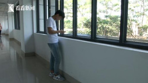 Cảnh báo: Bé trai 10 tuổi bị dãn đốt sống cổ vì nghiện game