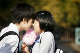 Yêu sớm trước 18 tuổi, tăng nguy cơ ung thư