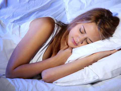 Vì sao phụ nữ cần ngủ nhiều hơn nam giới?