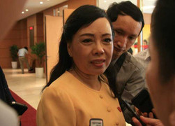 Dân liên tục phàn nàn về dịch vụ, Bộ trưởng Tiến 'răn' các giám đốc bệnh viện