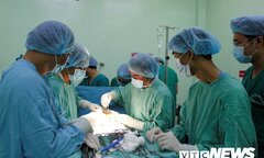 3 giờ căng thẳng cứu sản phụ 43 tuổi bị ‘nhau cài răng lược’ hiếm gặp