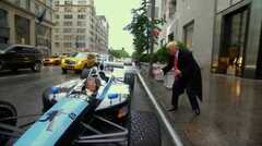 Ông Donald Trump đi làm bằng xe đua F1