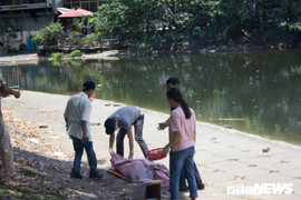 Cứu cháu ngoại, người đàn ông chết đuối ở hồ Thiền Quang, Hà Nội