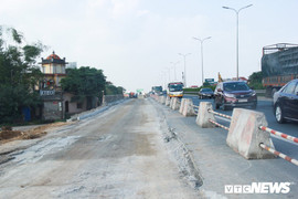 Ảnh: Dự án cao tốc 6 làn xe Pháp Vân - Cầu Giẽ thi công chậm như 'rùa bò'