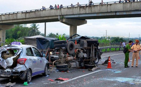 49 người chết và bị thương do tai nạn giao thông trong ngày thứ tư nghỉ lễ 30/4-1/5