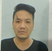 Nghịch tử 36 tuổi cầm dao đòi mẹ đưa tiền để ăn chơi