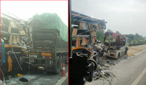 Xe khách húc đuôi xe đầu kéo trên cao tốc Nội Bài - Lào Cai, 3 người thương nặng