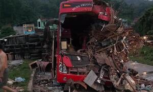 Tai nạn thảm khốc, hơn 40 người thương vong ở Hòa Bình: Phó Thủ tướng chỉ đạo khẩn