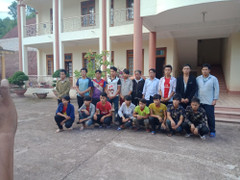 18 người nhập cảnh trái phép sang Trung Quốc làm thuê bị trả về Việt Nam