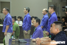 Xét xử nhóm bảo kê chợ Long Biên: Sáng mai, tòa tuyên án với Hưng 'kính và đồng bọn