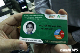 Tạm dừng thí điểm vé điện tử tuyến buýt nhanh BRT ở Hà Nội