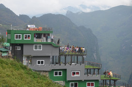 Tạm dừng hoạt động nhà hàng Panorama trên đỉnh Mã Pì Lèng